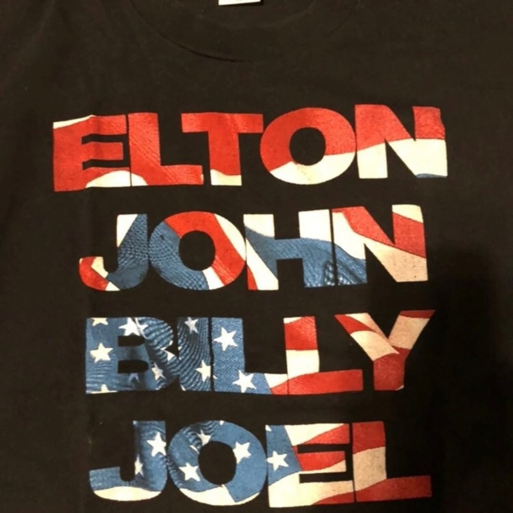 T shirt - Picture 2 of 5